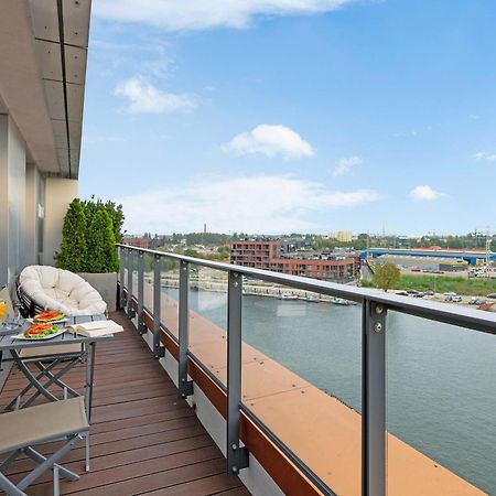 Brabank Riverside By Downtown Apartments Гданск Екстериор снимка